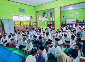 Peringatan Maulid Nabi Muhammad SAW